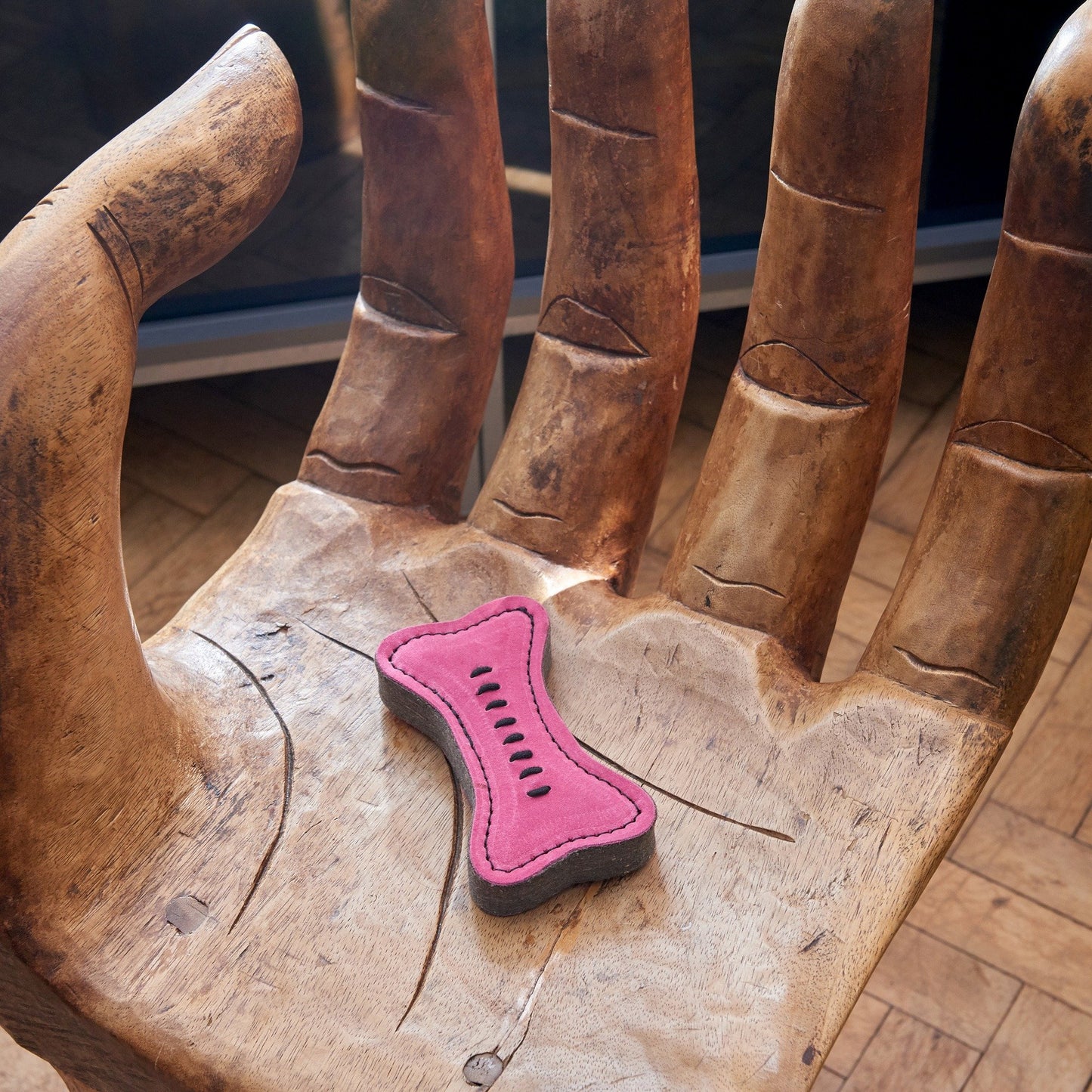 GREEN & WILD'S Pinkie Bone