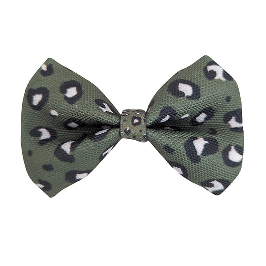 Olive Leopard Bow Tie image 0